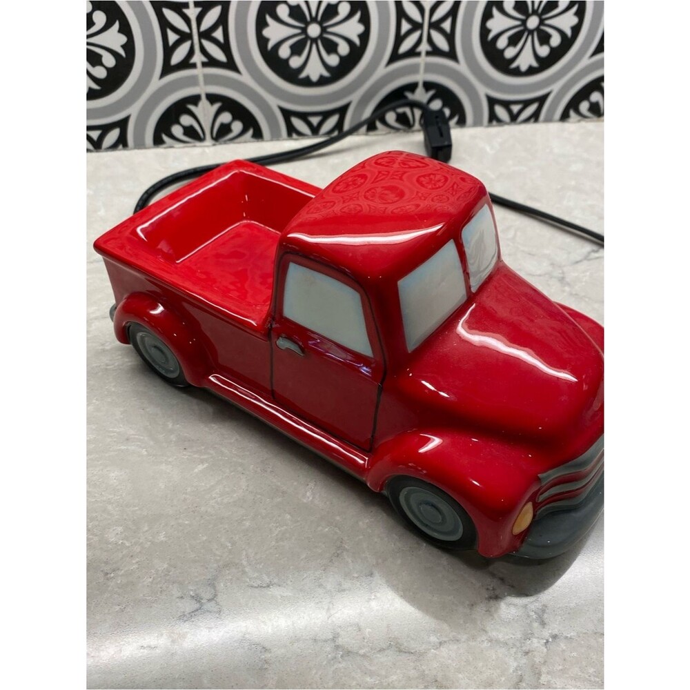 Scentsy Special Delivery Red Truck with Green Christmas Tree - Discontinued - Picture 7 of 8